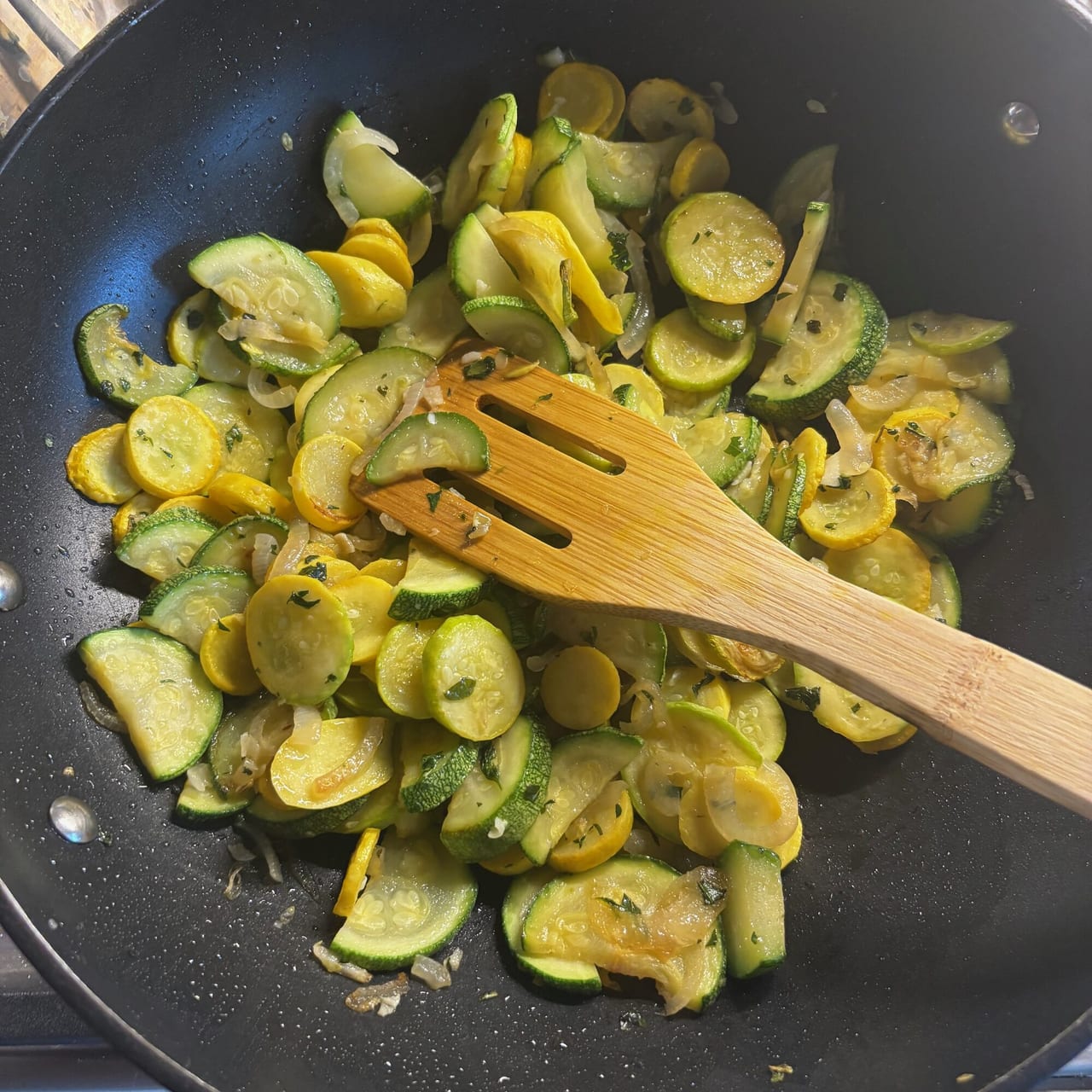 Chicken Lemon and Summer Squash Pasta