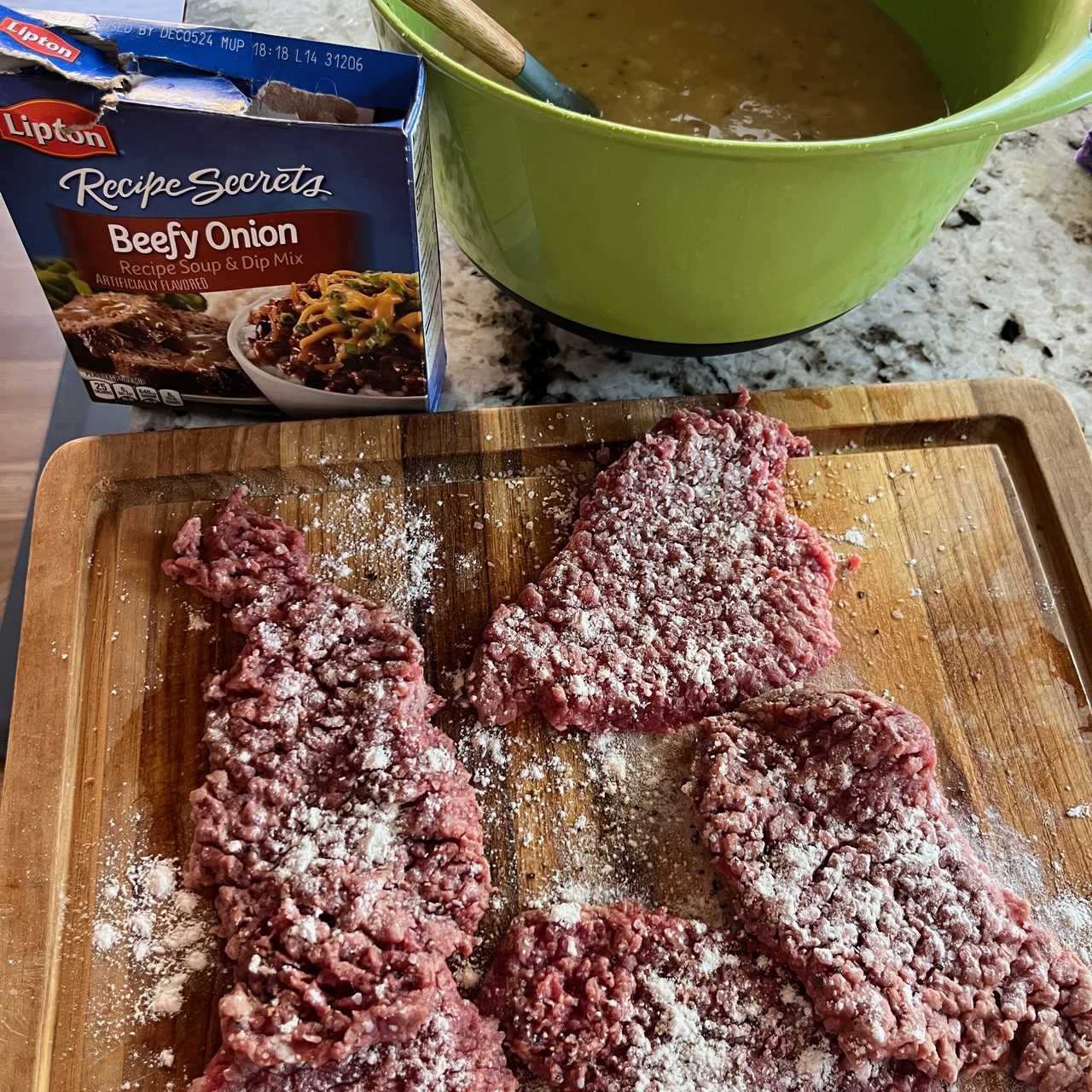 Cube Steak with Onion Gravy