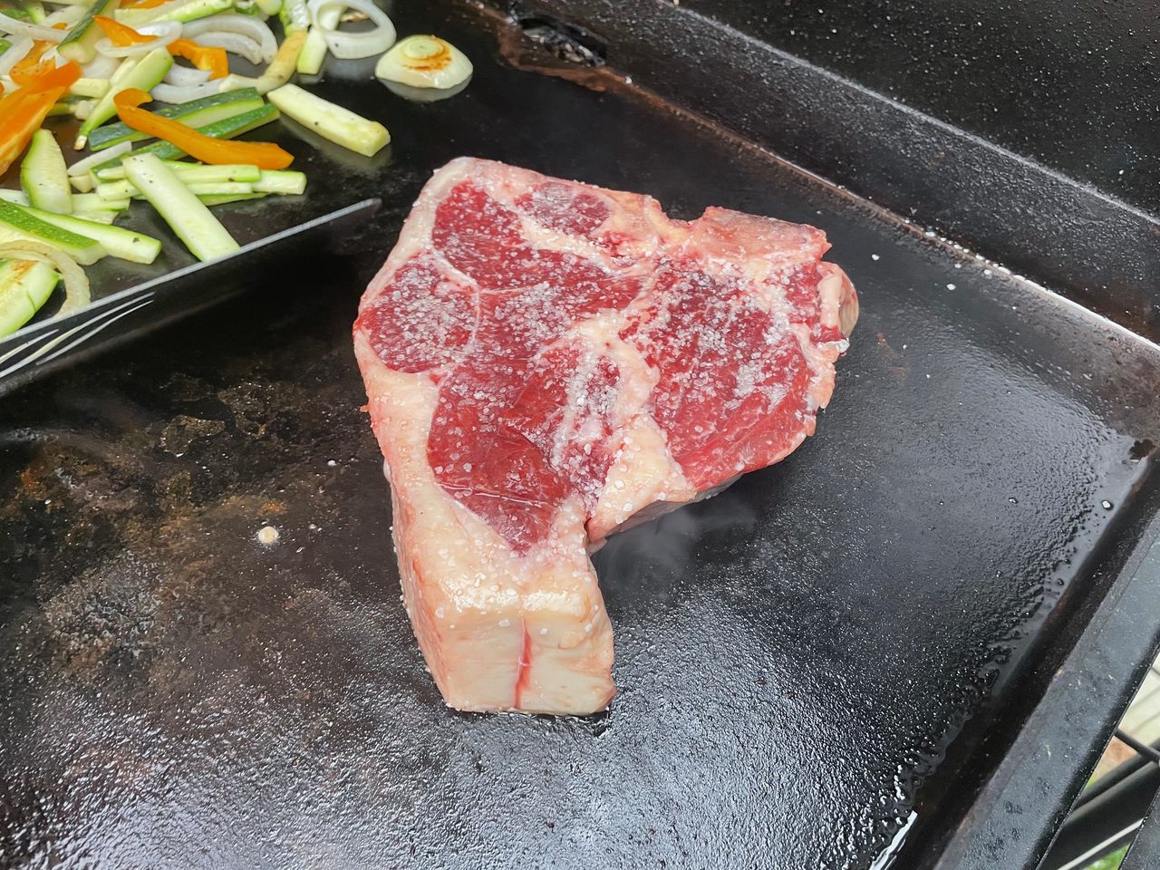Searing Battle Between Cast-Iron Skillet and Blackstone using Porterhouse Steak