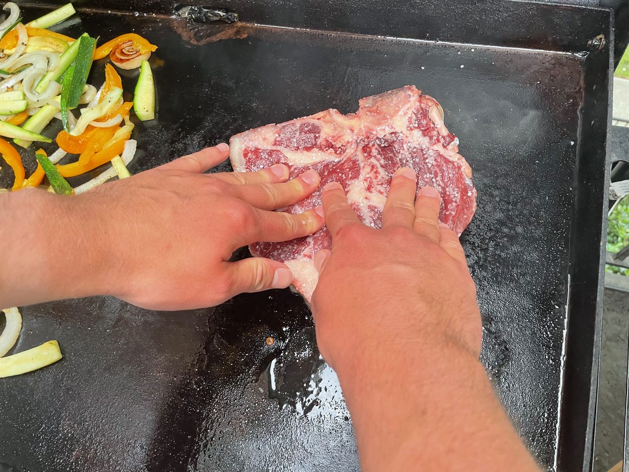 Searing Battle Between Cast-Iron Skillet and Blackstone using Porterhouse Steak